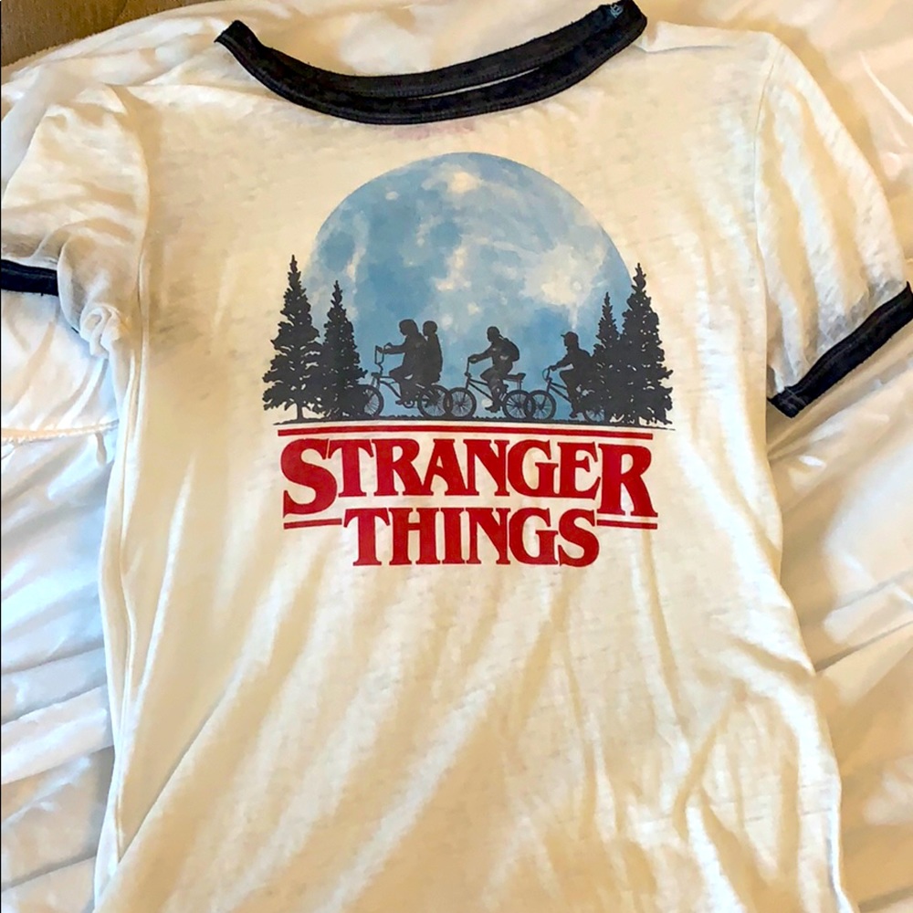 Stranger things t-shirt